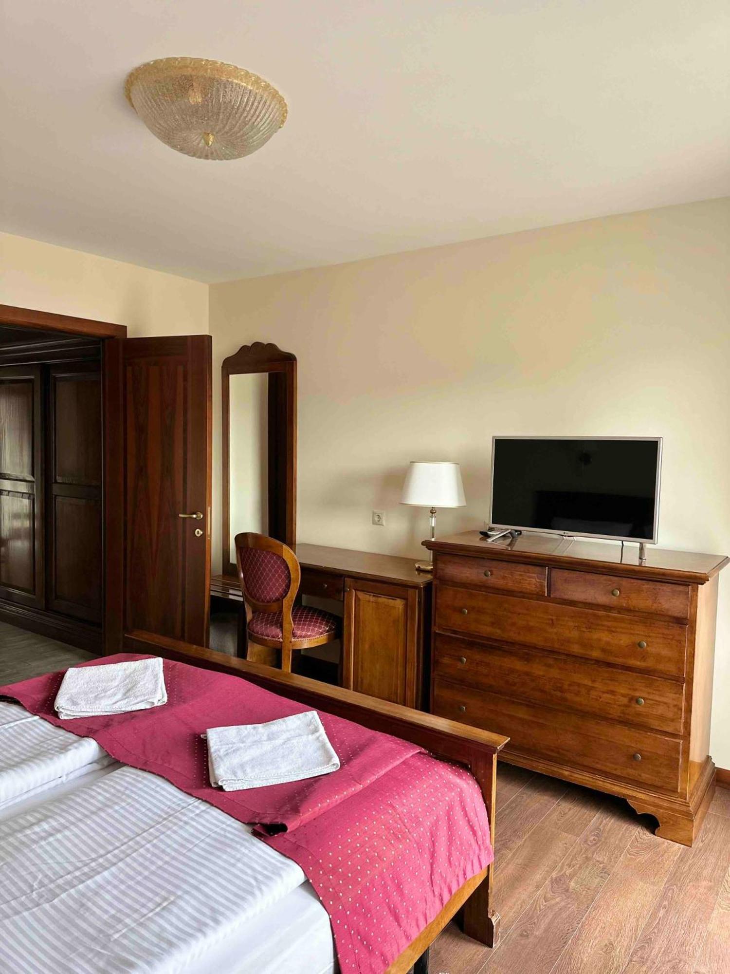 Szent Gyoergy Villa Apartmanhaz Hévíz Exterior foto